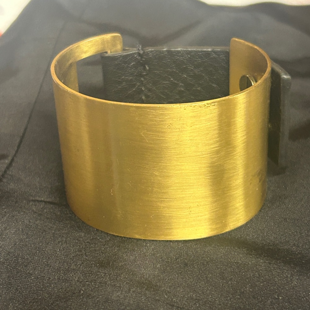 JENNY BIRD JANE CUFF IN HIGH POLISH GOLD - Picture 13 of 16